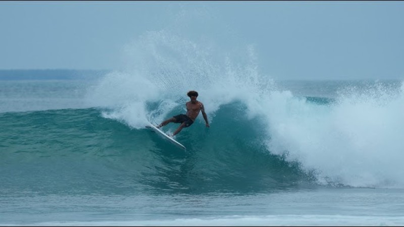 Album Surf presenta 