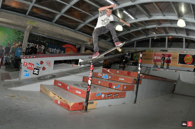 TOTO NOSEDA fs lipslide